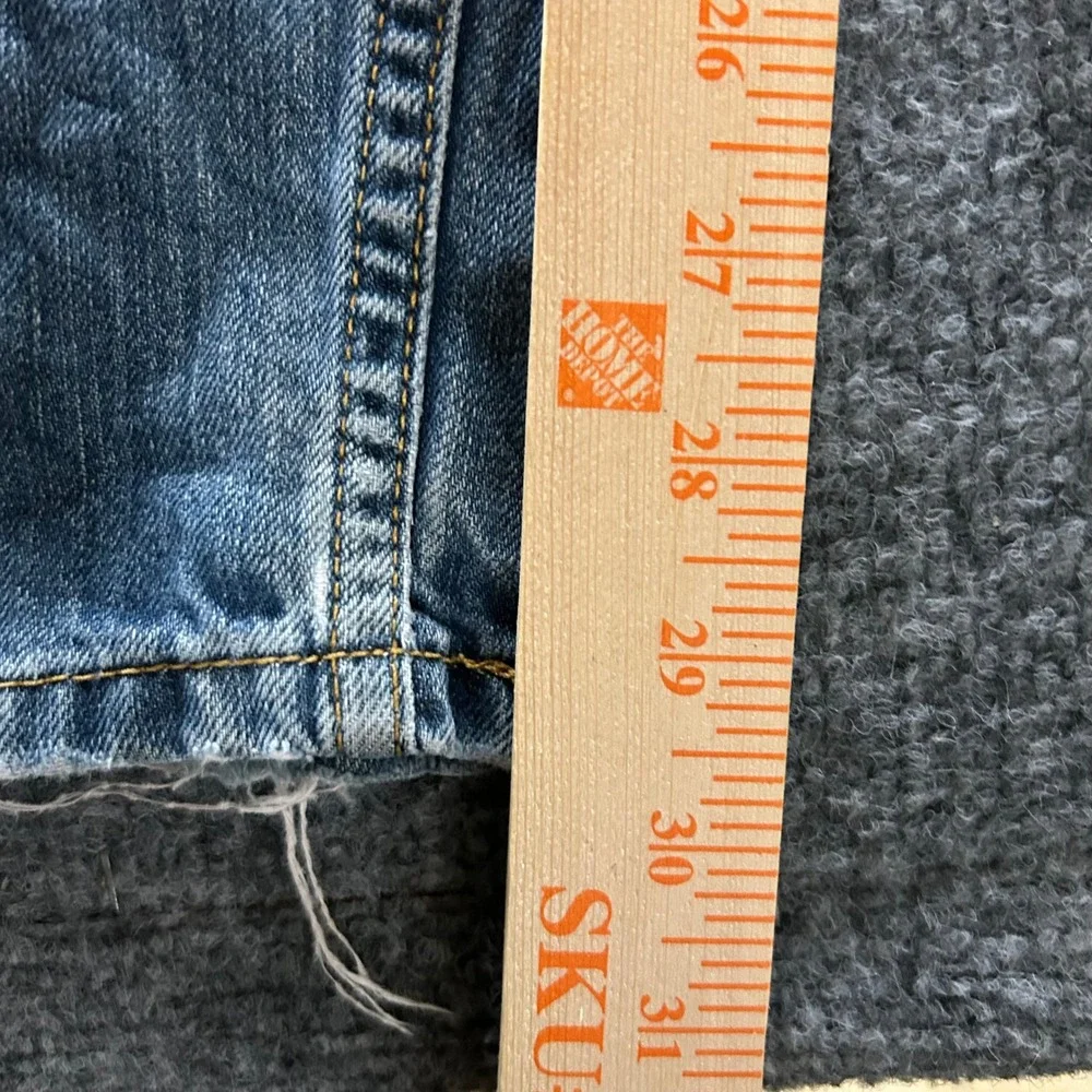 Levi's Jeans Mens Size 33x32 Blue 559 Relaxed Straight Cotton Denim Casual